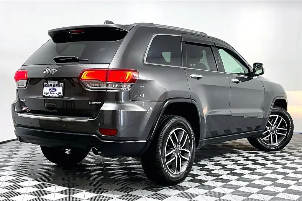 2020 Jeep Cherokee - $22,841