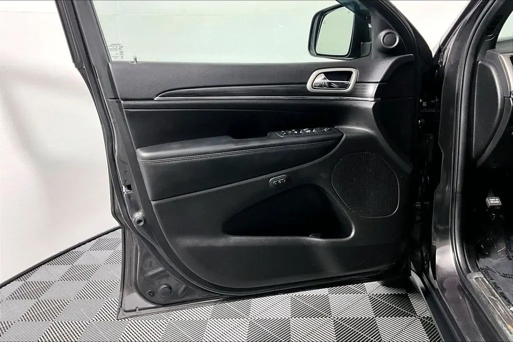 2020 Jeep Cherokee - $22,841