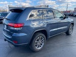 2021 Grand Cherokee Thumbnail 3