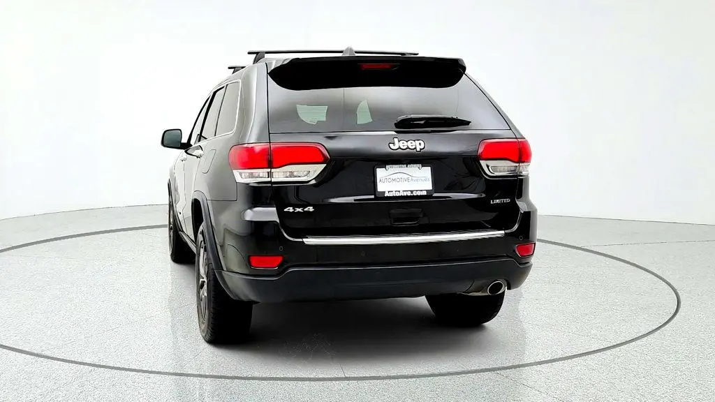 2022 Jeep Cherokee - $22,495