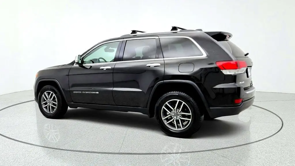2022 Jeep Cherokee - $22,495