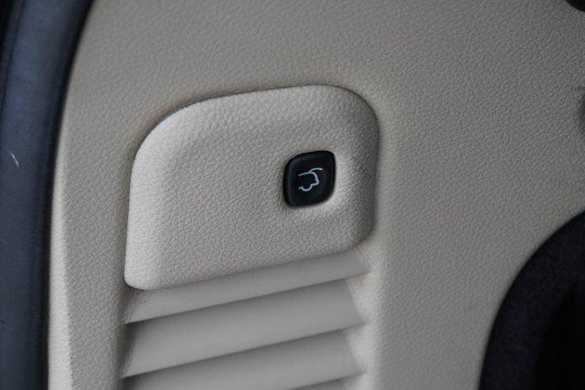 2016 Jeep Cherokee - $13,000