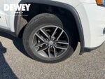 2017 Grand Cherokee Thumbnail 15