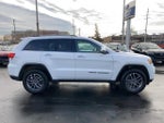 2019 Grand Cherokee Thumbnail 4