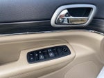 2019 Grand Cherokee Thumbnail 19