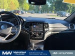 2020 Grand Cherokee Thumbnail 12