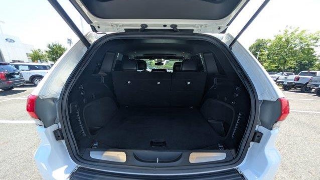 2018 Jeep Grand Cherokee Sterling Edition