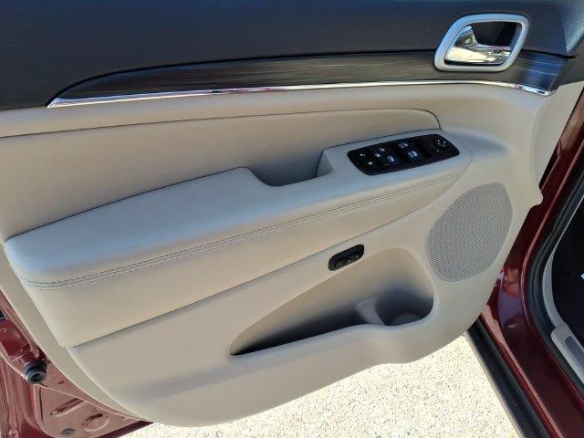 2020 Jeep Cherokee - $19,990