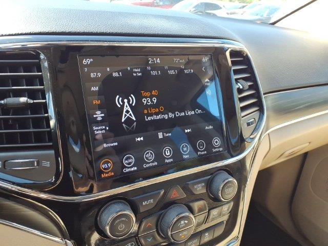 2020 Jeep Cherokee - $19,990
