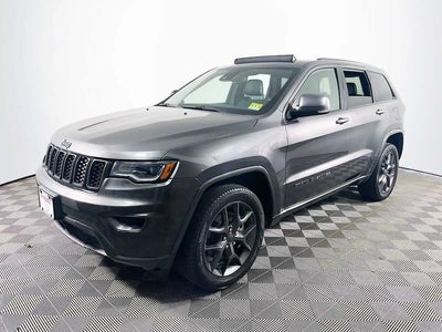 Photo of a 2021 Jeep Grand Cherokee 4X4 Limited 4DR SUV for sale