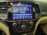 2021 Grand Cherokee Thumbnail 17