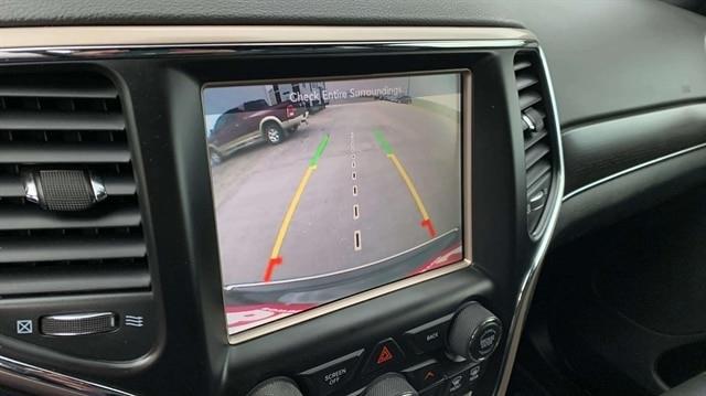2015 Jeep Cherokee - $10,900