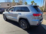 2017 Grand Cherokee Thumbnail 6