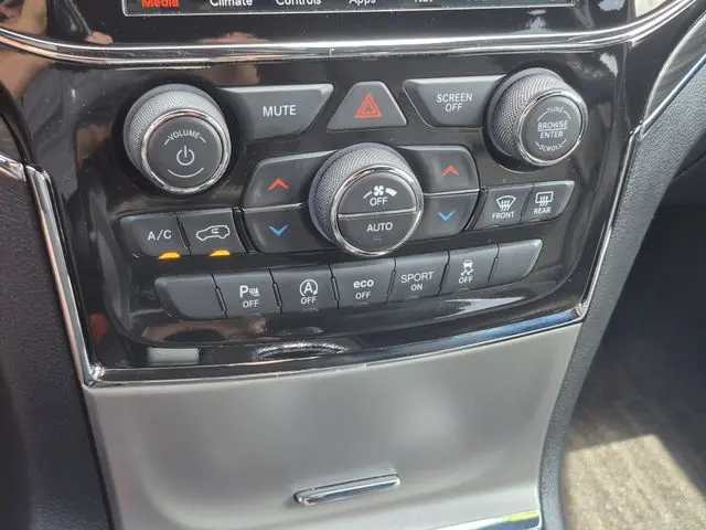 2022 Jeep Cherokee - $22,995