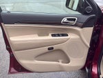 2017 Grand Cherokee Thumbnail 23