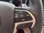2017 Grand Cherokee Thumbnail 29