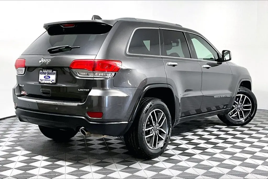 2019 Jeep Cherokee - $21,391