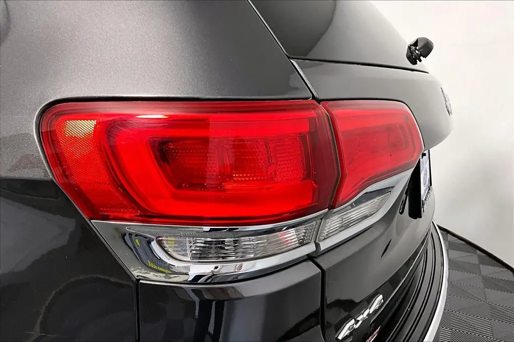2019 Jeep Cherokee - $21,391
