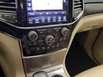 2020 Grand Cherokee Thumbnail 17