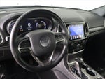 2021 Grand Cherokee Thumbnail 25