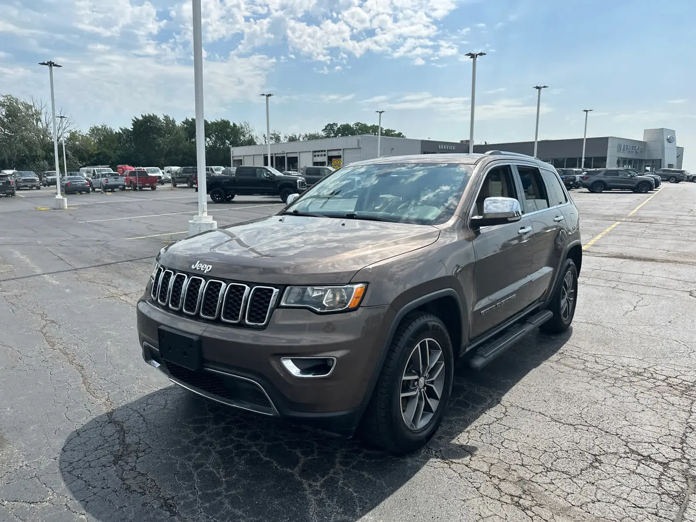 2017 Jeep Cherokee - $13,250
