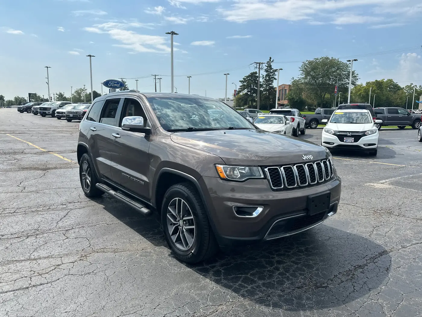 2017 Jeep Cherokee - $13,250