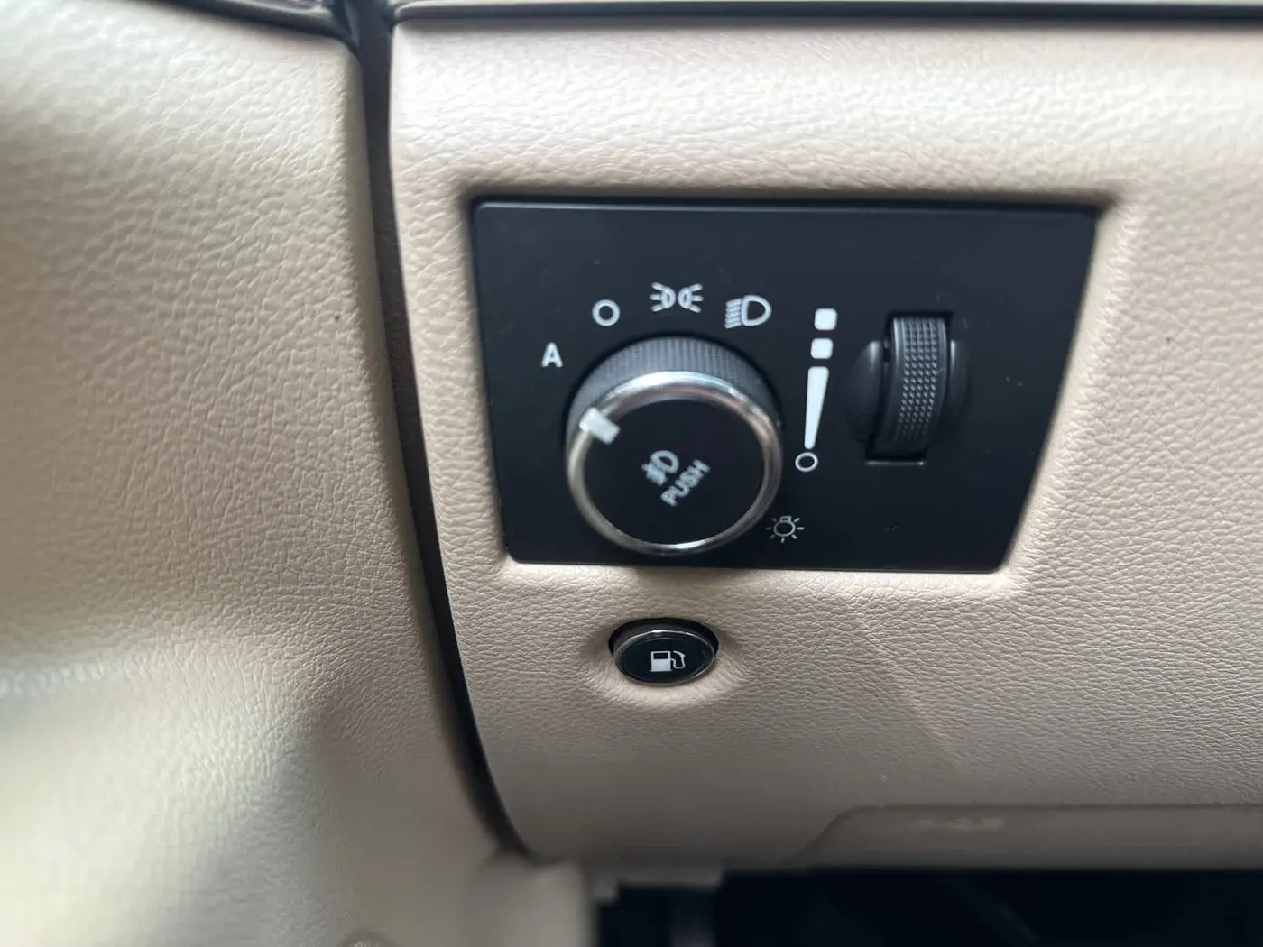 2017 Jeep Cherokee - $13,250