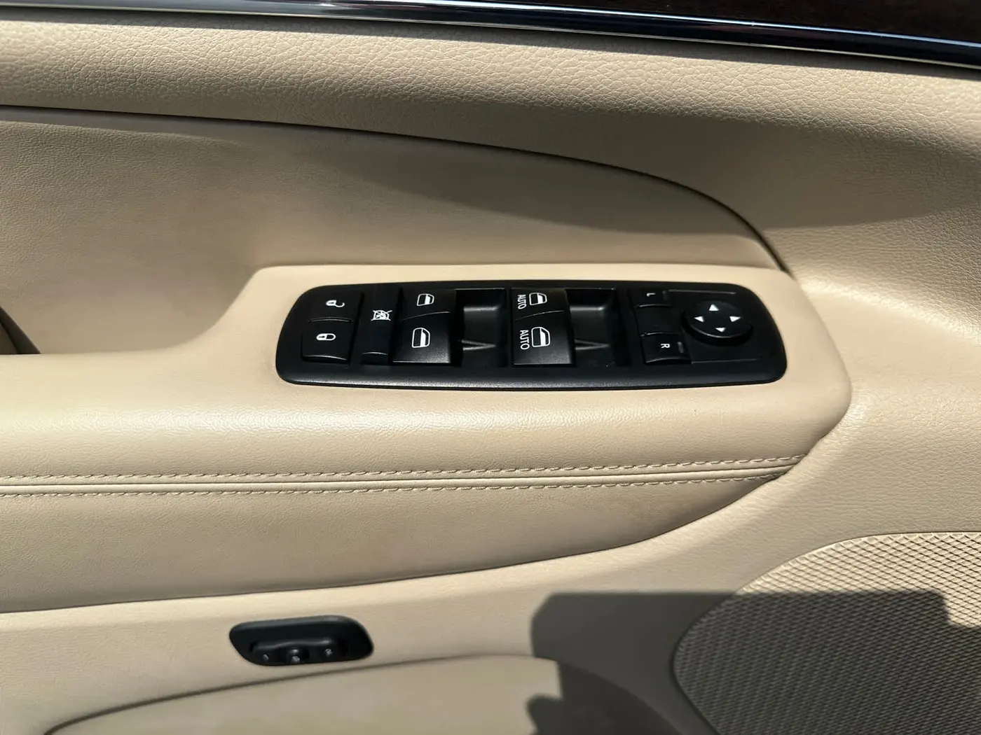 2017 Jeep Cherokee - $13,250