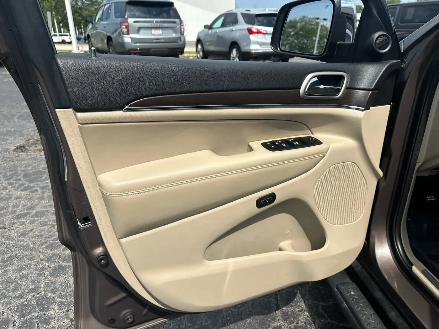 2017 Jeep Cherokee - $13,250