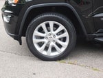 2017 Grand Cherokee Thumbnail 29