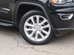 2017 Grand Cherokee Thumbnail 31