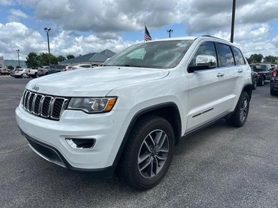 Photo of a 2019 Jeep Grand Cherokee 4X4 Limited 4DR SUV for sale