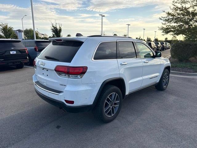 2020 Jeep Cherokee - $21,000