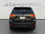 2021 Grand Cherokee Thumbnail 3