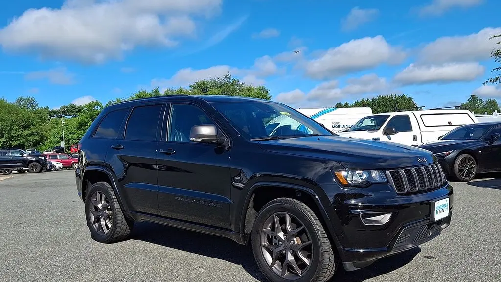 Preowned 2021 Jeep Grand Cherokee Limited X for Sale