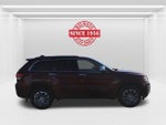 2016 Grand Cherokee Thumbnail 4