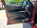 2016 Grand Cherokee Thumbnail 11