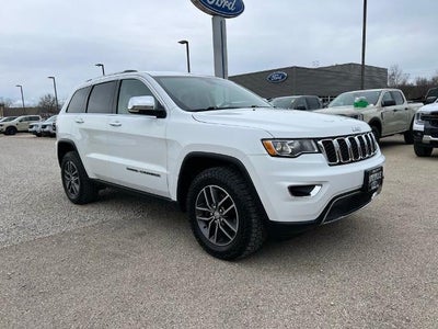 Photo of a 2017 Jeep Grand Cherokee 4X4 Limited 4DR SUV for sale