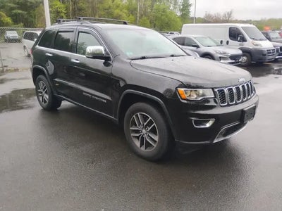 Photo of a 2018 Jeep Grand Cherokee 4X4 Limited 4DR SUV for sale