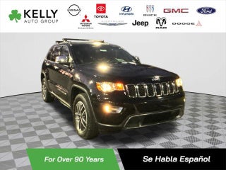 2019 Jeep Grand Cherokee with Diamond Black Crystal Pearlcoat Exterior