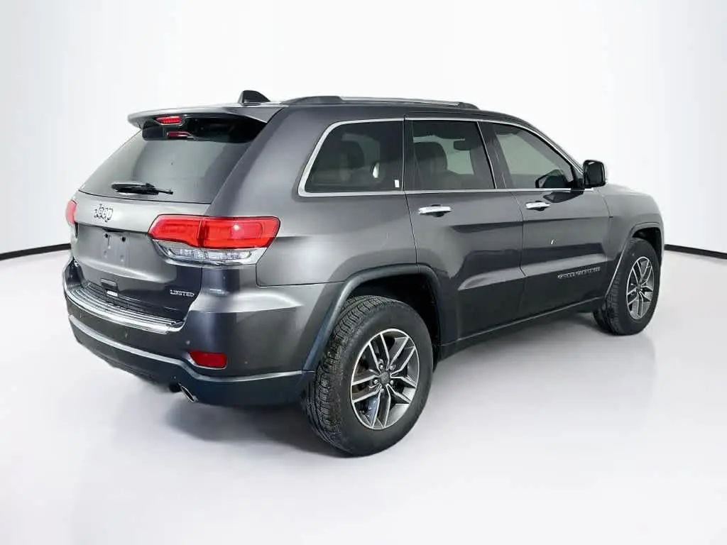 2019 Jeep Cherokee - $17,570