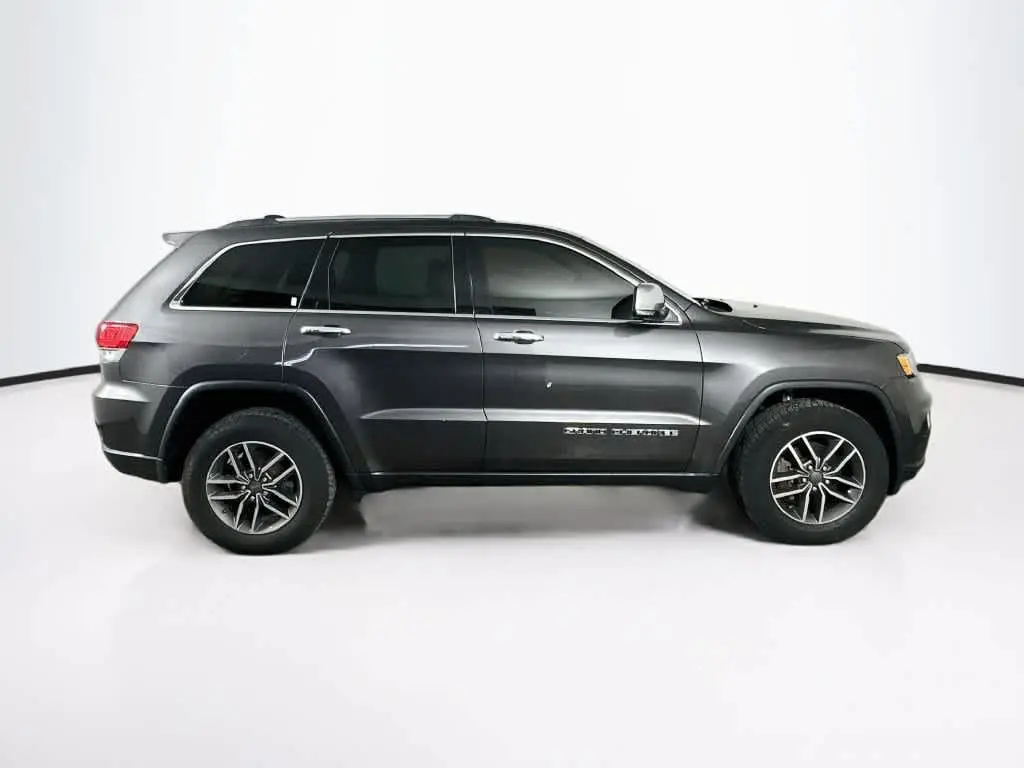2019 Jeep Cherokee - $17,570