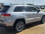 2020 Grand Cherokee Thumbnail 15