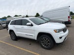 2021 Grand Cherokee Thumbnail 3