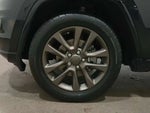 2016 Grand Cherokee Thumbnail 12