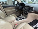 2017 Grand Cherokee Thumbnail 16