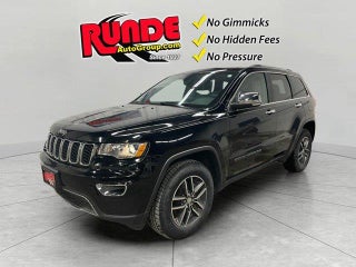 2018 Jeep Grand Cherokee with Diamond Black Crystal Pearlcoat Exterior
