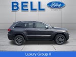 2019 Grand Cherokee Thumbnail 2