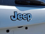 2020 Grand Cherokee Thumbnail 32