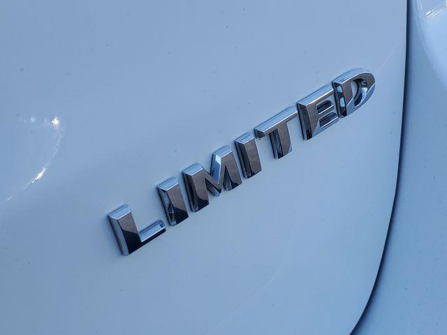 2020 Jeep Cherokee - $17,900